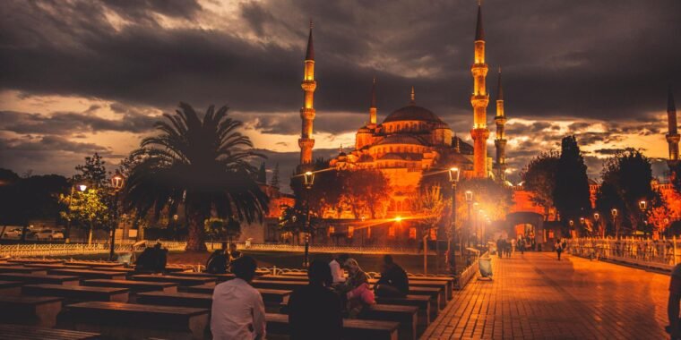 Sultan Ahmet Camii - Blue Mosque in Istanbul